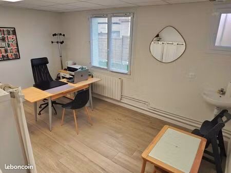 bureau non meublé à louer centre de pornic