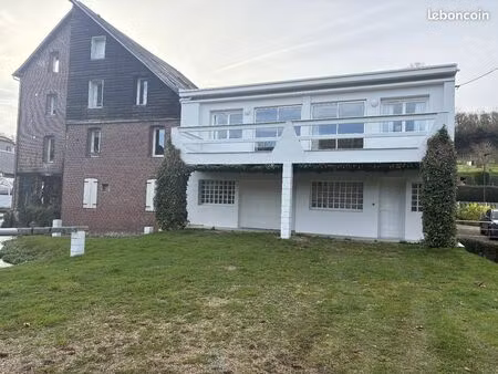 maison 8 pièces 262 m²