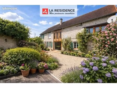 maison 6 pièces 162 m²