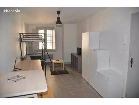 studio 22m2 meublé / équipé  centre-ville montauban