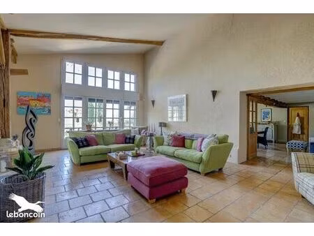 ferme 8 pièces 298 m²