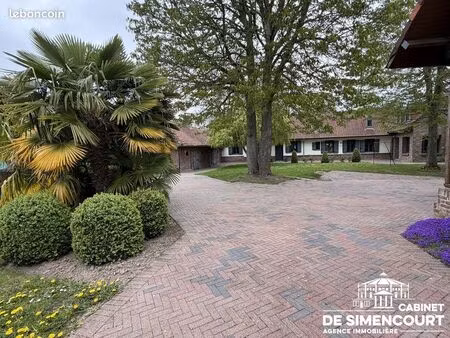 appartement 9 pièces 224 m²