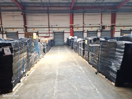 local de stockage avec bureau 6500m²
