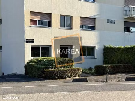 bureaux 151 m² meaux