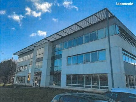 bureaux 118 m²