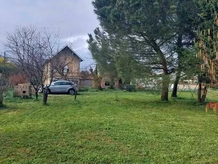 maison ( 90 m2)+ appartement attenant ( 45m2) castelsarrasin