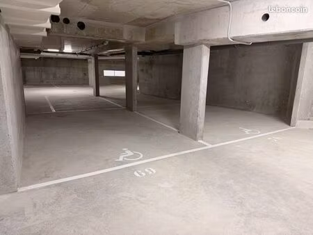 parking à louer