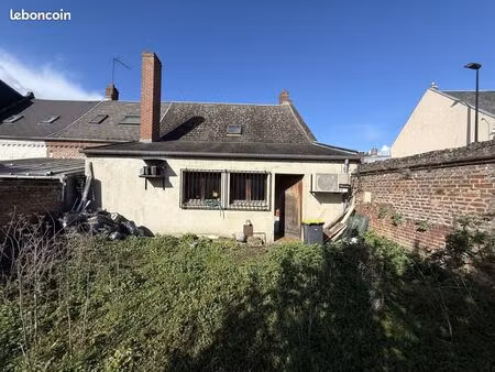 local commercial 183 m² corbie