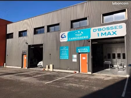 local professionnel 200 m2
