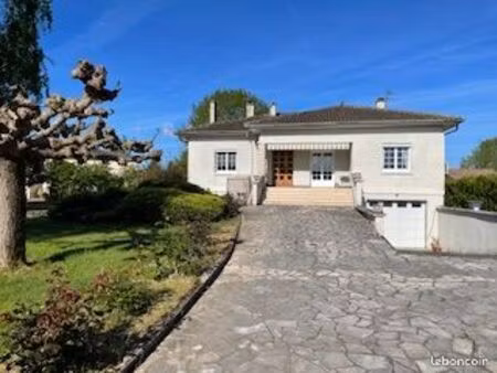 maison a vendre parfait etat sur beau terrain