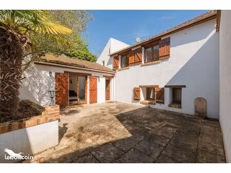 maison de ville 5 pièces 90 m²