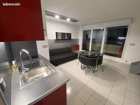 location f2 duplex dammarie les lys