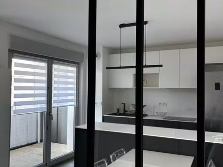 appartement meublé 2 pièces lumineux avec balcon (41m2)