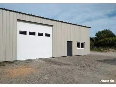 entrepôt / local d’activité – 195 m² – barentin