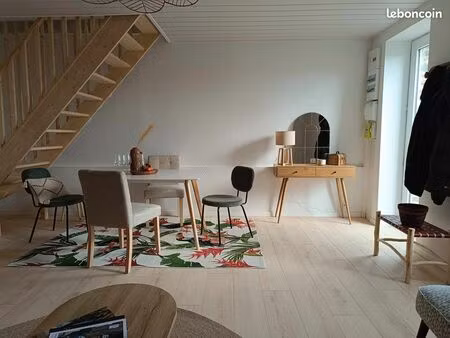 maison calme et campagne