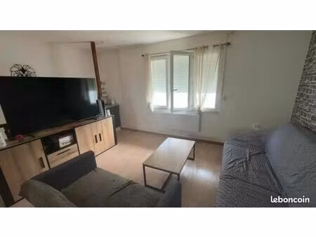 amiens metropole  grand f2 avec garage