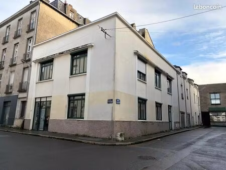 bureaux 135 m²