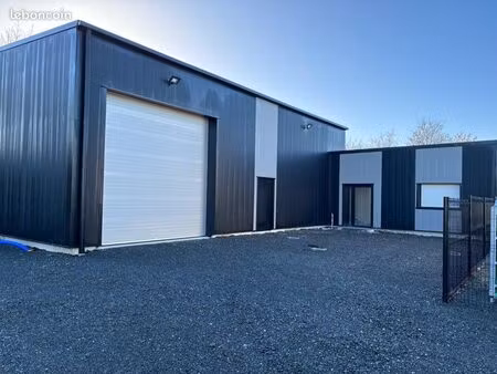 bâtiment industriel