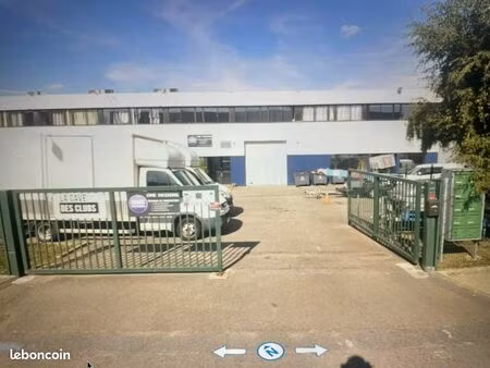 local d'activité 30m2