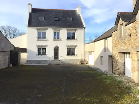 maison 8 pièces - 170 m²