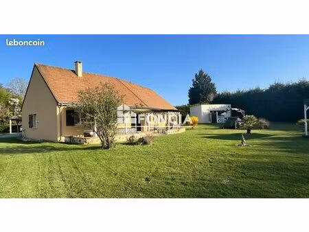 propriété avec maison de plain pied 5 chambres + studio recent independant