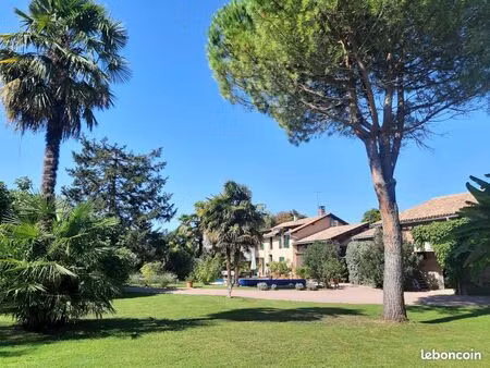 maison 225 m2 située à albefeuille lagarde (82290)