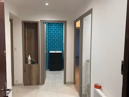 vends appartement t4