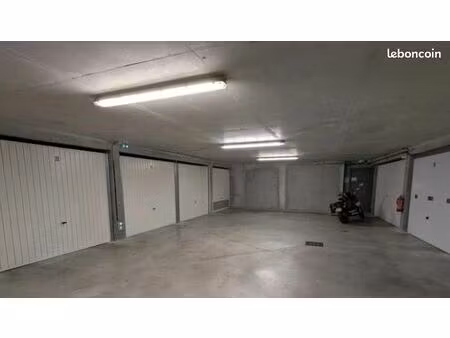 garage ferme - rumilly