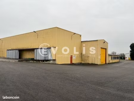 local d'activité 6 750 m²