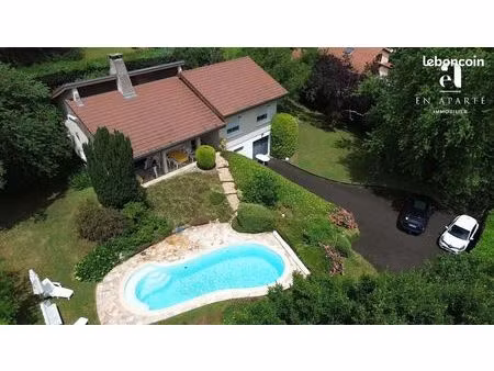 maison 6 pièces 172 m²