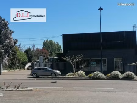 local 605 m² moissac