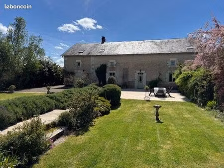 maison 8 pièces 315 m²