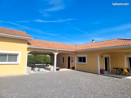 maison 150 m2 a saint-julien-l'ars