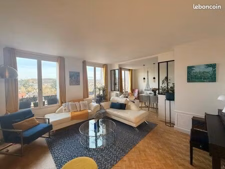 av. de paris  dernier étage  renové