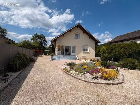 maison 4 pièces 123 m²