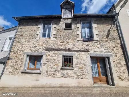 maison 8 pièces 218 m²