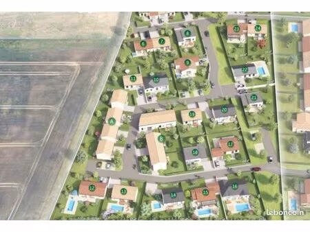 terrain 426 m² liguge