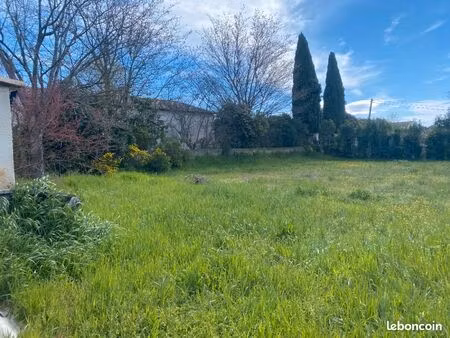 terrain 508 m² lauris