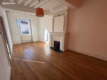appartement 3 pièces 70 m²