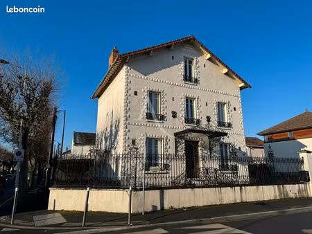 appartement 1 pièce 14 m²