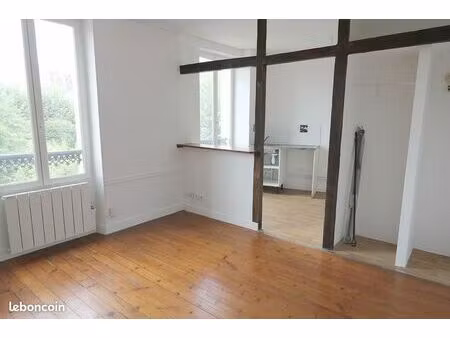 studio 1 pièce 24 m²