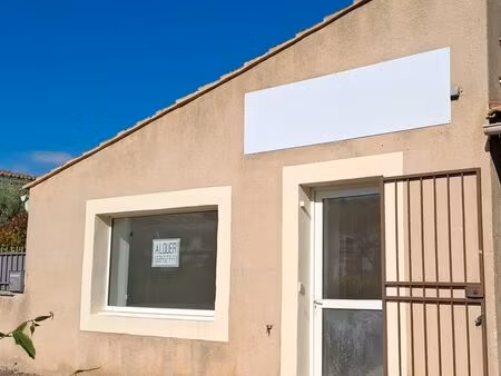 local commercial à coustellet