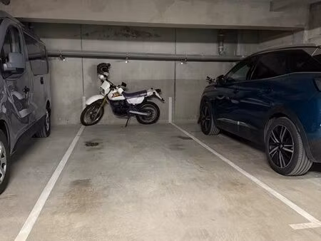 place parking sous terrain
