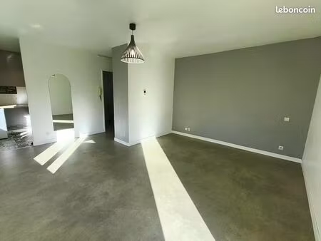 appartement 1 pièce 32 m²