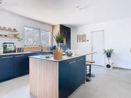 maison 6 pièces 124 m²