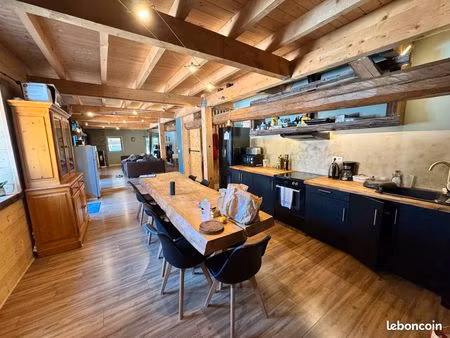 appartement duplex 162 m2  5 chambres + terrasse + parking