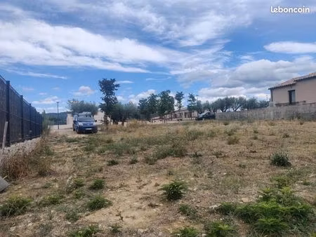 maison 600 m² villedieu