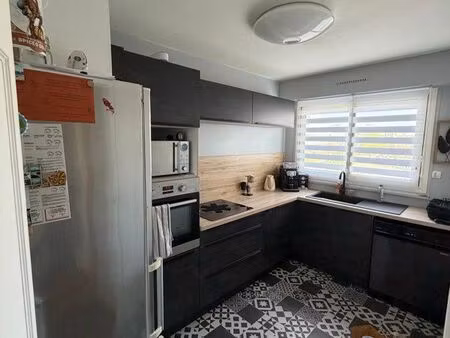 appartement  t3 71 m²