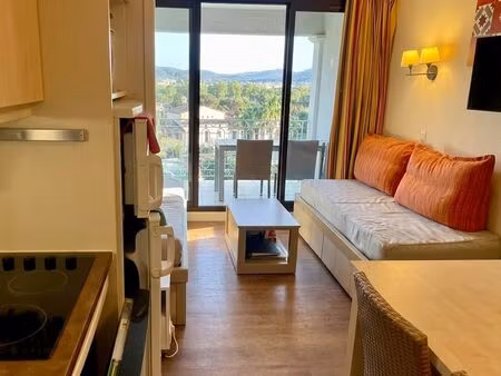 duplex avec terrasse rare résidence les parcs de grimaud