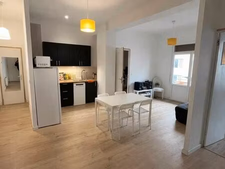 appartement t3 57 m² rénové – proche champ de mars – balcon plein sud